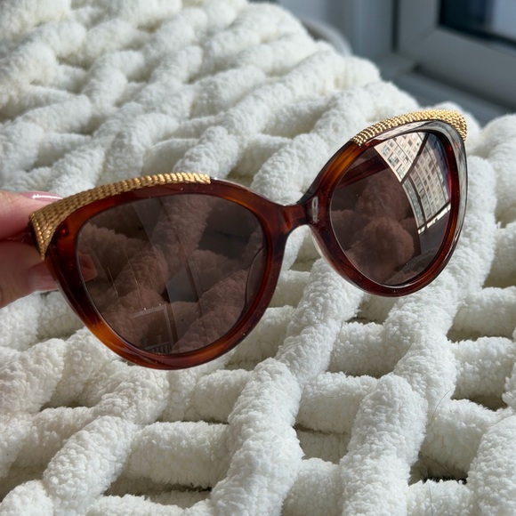 Designer Sunglasses - Picture 3 of 9